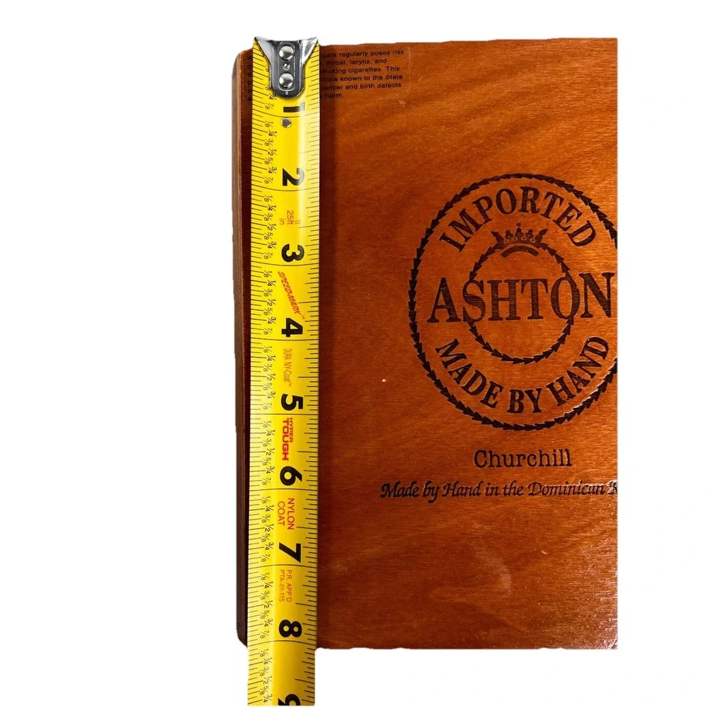 Ashton Churchill Emboss Wooden Cigar Box‎ Hand Made Dove Tail Dominican Republic